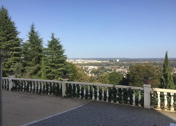 Chateau Olle Laprune 3*